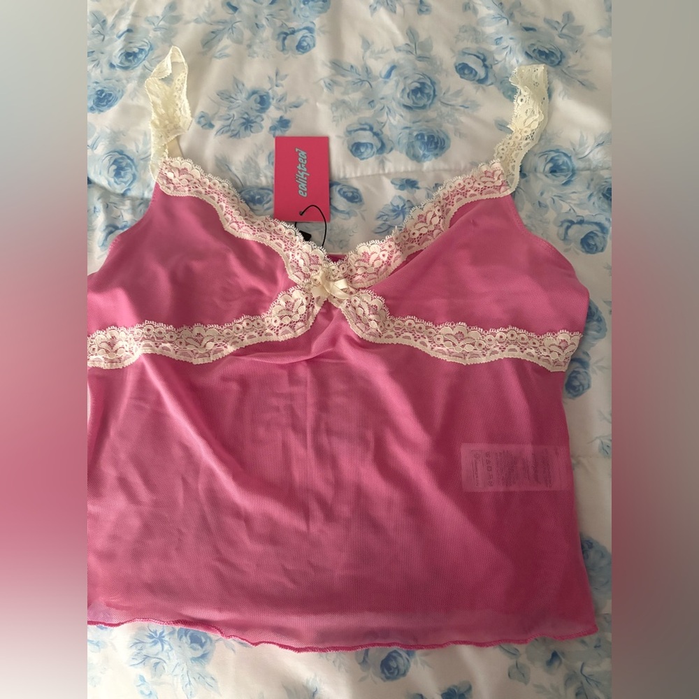 Pink Lace Trim Camisole Top - Picture 4 of 5